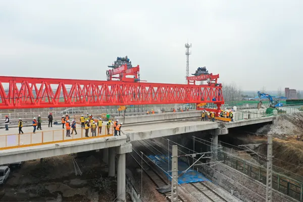 Расширение фундамента и модернизация опорных конструкций моста